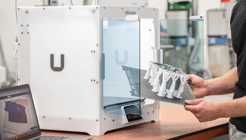 3D spausdintuvas - UltiMaker S6 (Flex Plate Edition) (Naudotas)